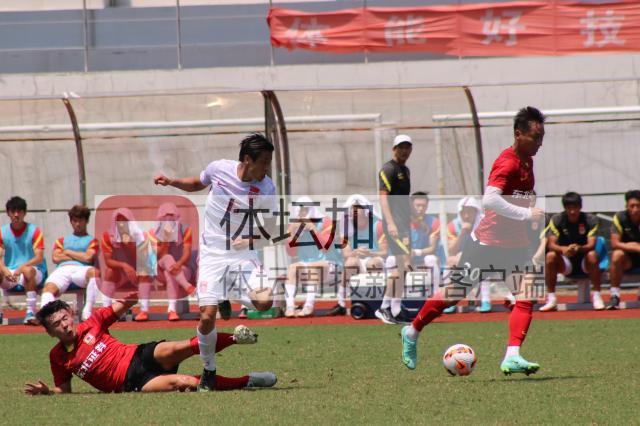 开云app-戴伟浚破门三超龄出战半场 U23国足2比0亚泰